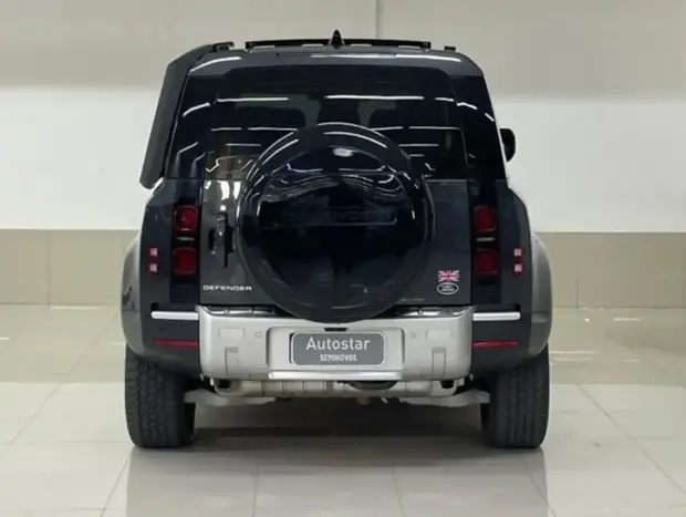 Land Rover Defender SE 110 2.0 SI4 (Aut)