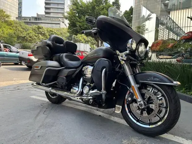 Harley Davidson Electra Glide ULTRA LIMITED FLHTK