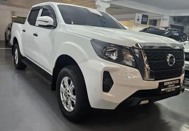 Nissan FRONTIER 2.3 16V TURBO DIESEL SE CD 4X4 AUTOMÁTICO
