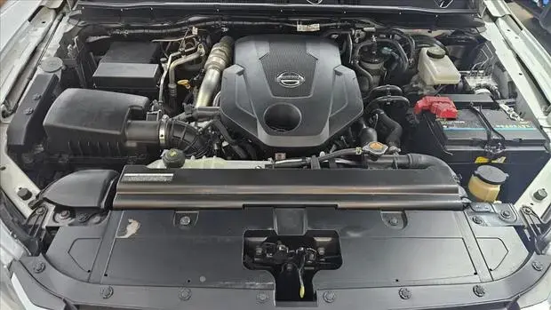 Nissan FRONTIER 2.3 16V TURBO DIESEL SE CD 4X4 AUTOMÁTICO