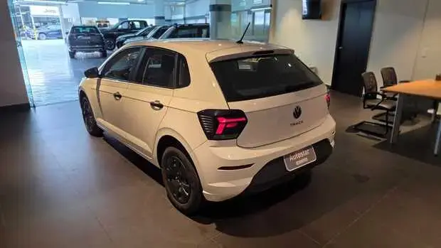 Volkswagen Polo Track 1.0 Flex 12V 5p
