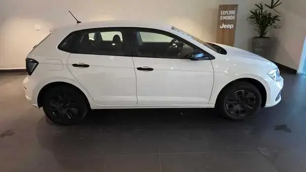 Volkswagen Polo Track 1.0 Flex 12V 5p