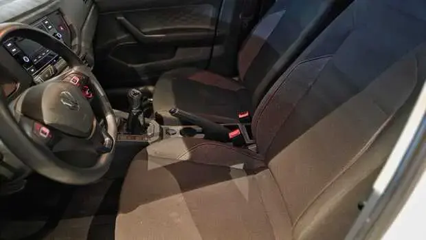 Volkswagen Polo Track 1.0 Flex 12V 5p