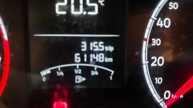 Volkswagen Polo Track 1.0 Flex 12V 5p