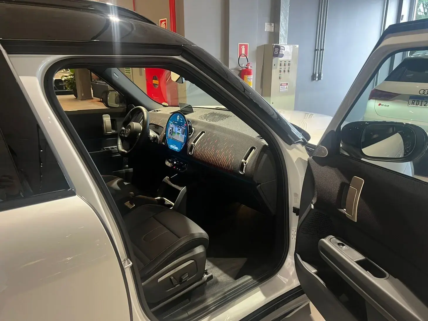 galeria Cooper Countryman