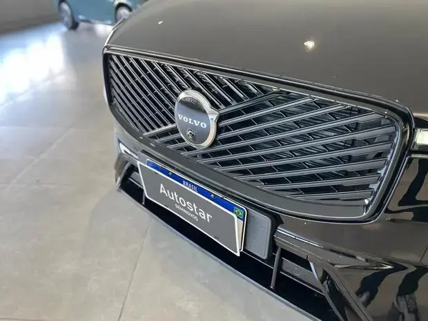 Volvo XC60 Polestar Engineered PHEV