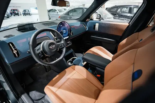 Mini Cooper Countryman SE ALL4 Top