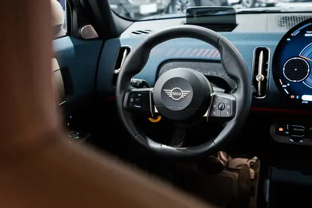 Mini Cooper Countryman SE ALL4 Top