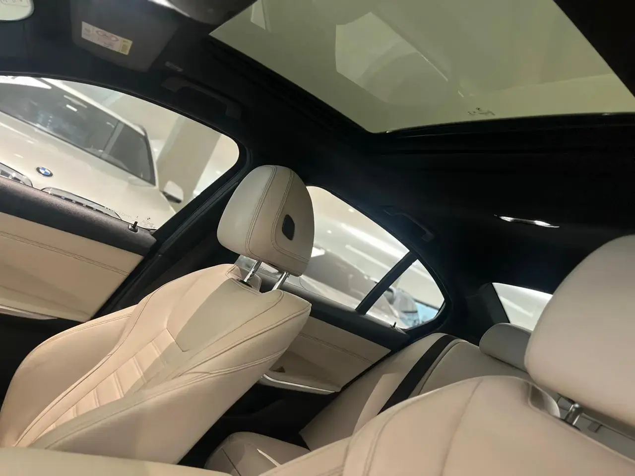 galeria 320i