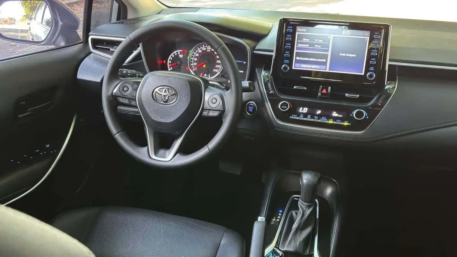 galeria TOYOTA COROLLA XEI 2.0