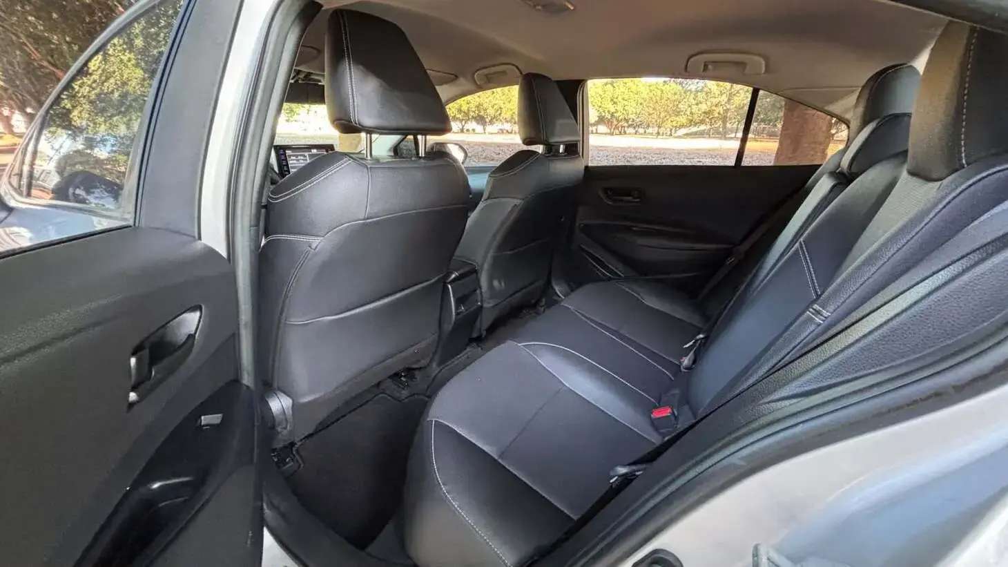 galeria TOYOTA COROLLA XEI 2.0