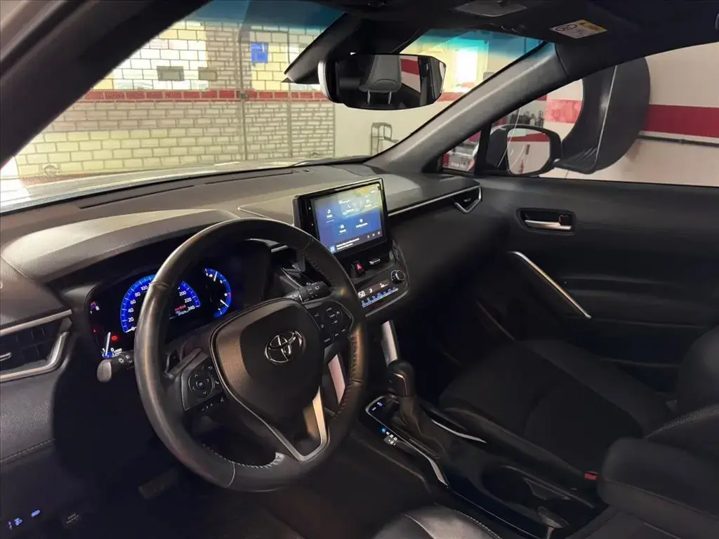 galeria COROLLA CROSS