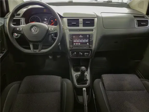 Volkswagen FOX 1.6 MSI TOTAL FLEX CONNECT 4P MANUAL