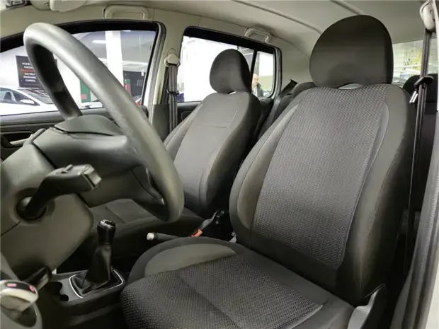 Volkswagen FOX 1.6 MSI TOTAL FLEX CONNECT 4P MANUAL