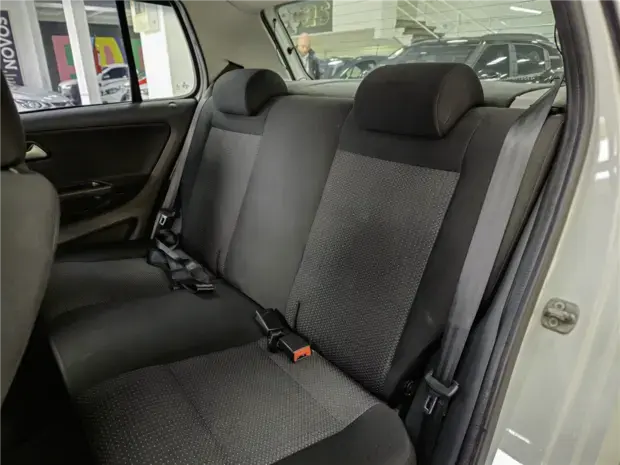 Volkswagen FOX 1.6 MSI TOTAL FLEX CONNECT 4P MANUAL