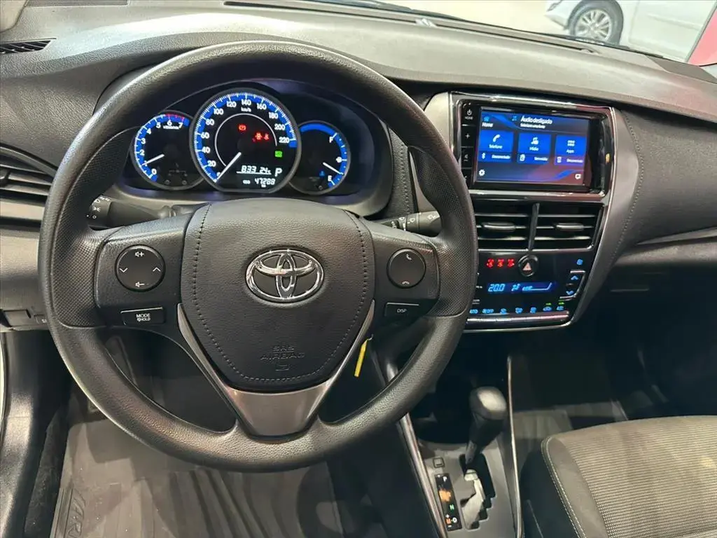 galeria YARIS