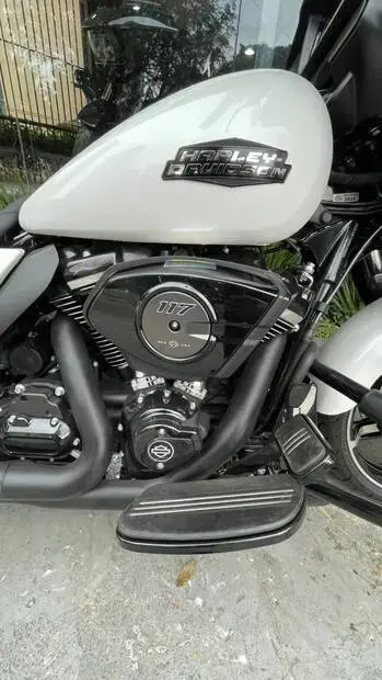 Harley Davidson Street Glide FLHX