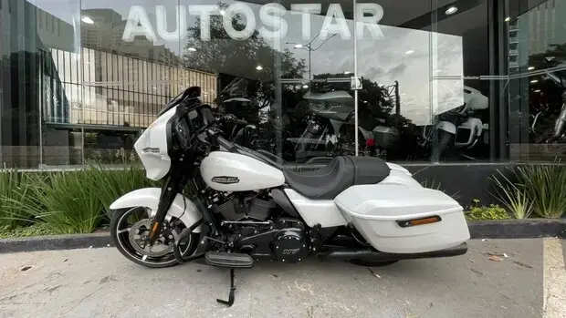 Harley Davidson Street Glide FLHX