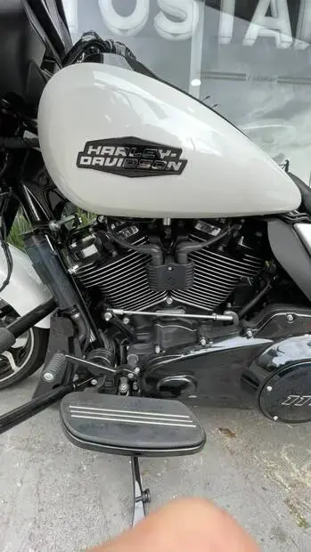 Harley Davidson Street Glide FLHX