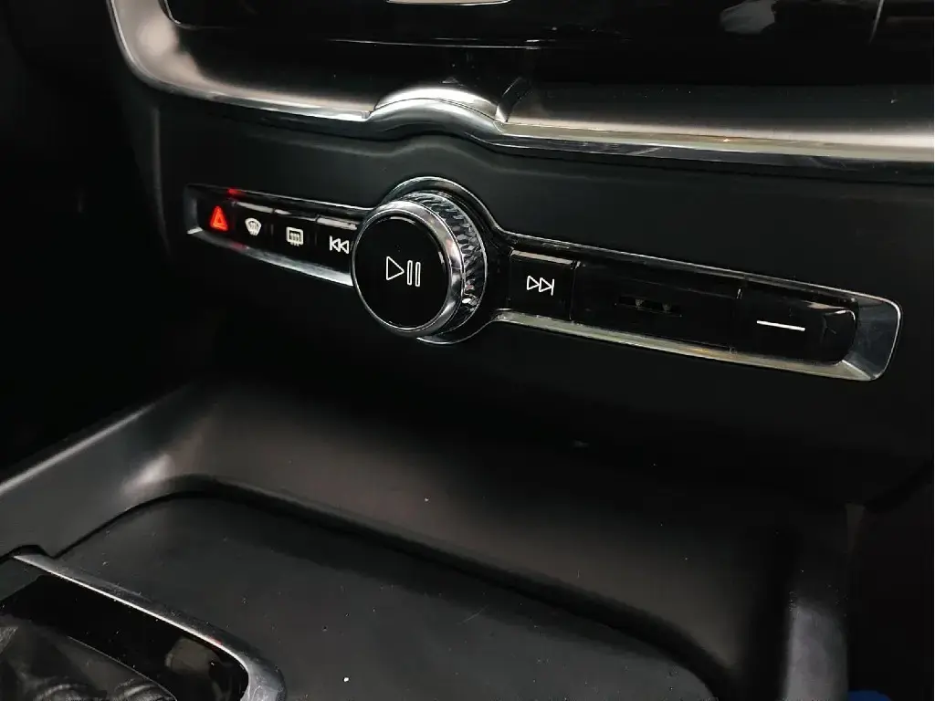 galeria XC60