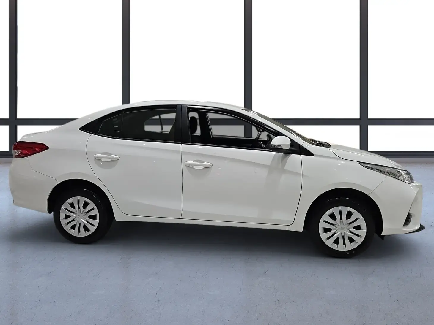 galeria Yaris Sedan