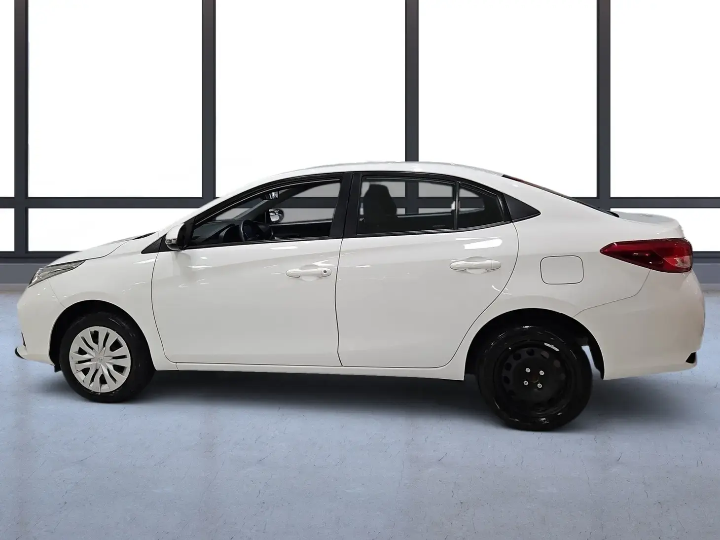 galeria Yaris Sedan