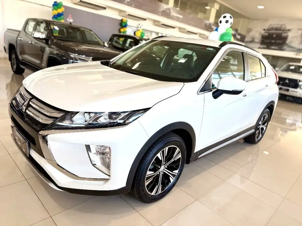 galeria ECLIPSE CROSS