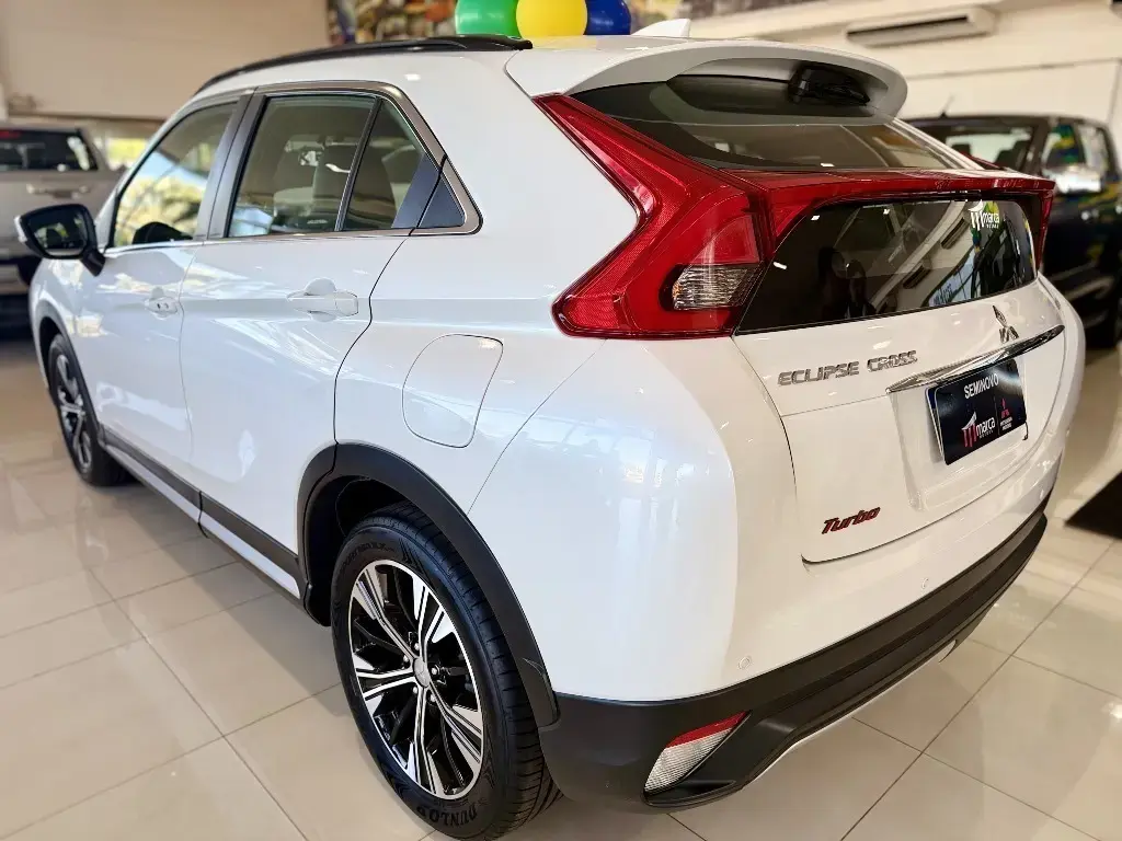 galeria ECLIPSE CROSS
