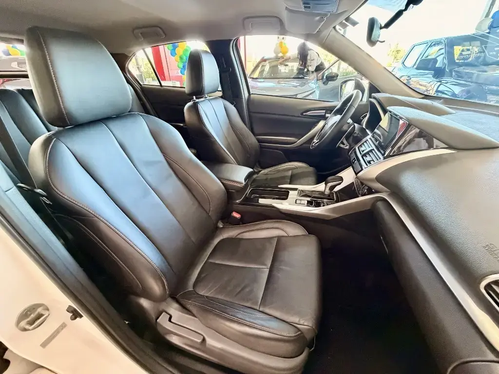 galeria ECLIPSE CROSS