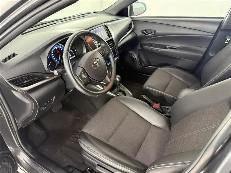 galeria YARIS