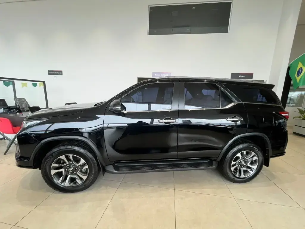 galeria HILUX SW4