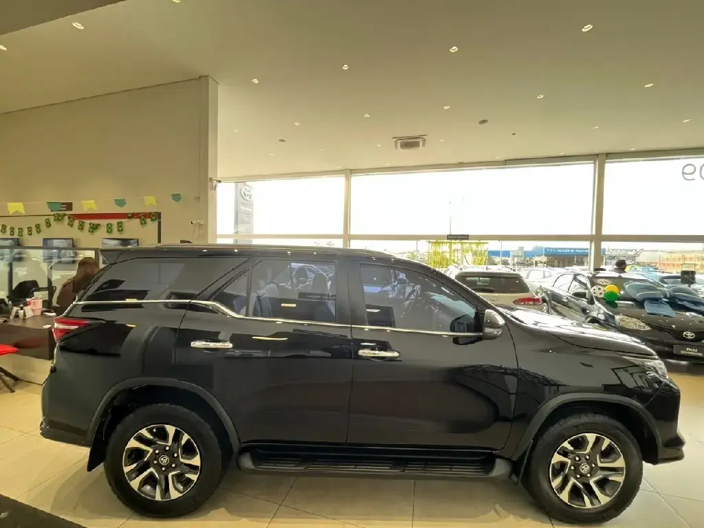 galeria HILUX SW4