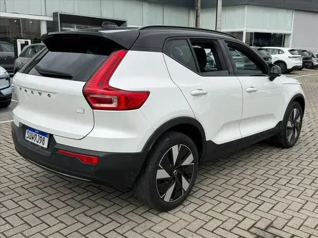 Volvo XC40 P6 RECHARGE ELECTRIC PLUS