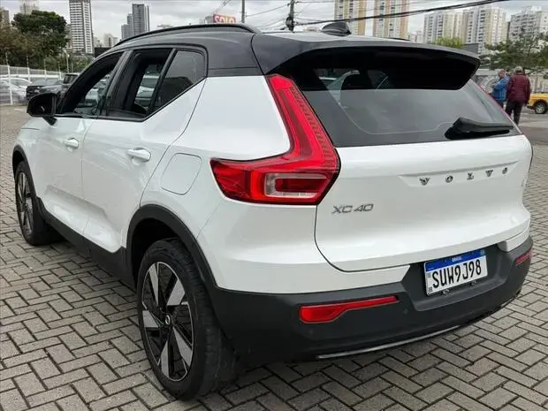 Volvo XC40 P6 RECHARGE ELECTRIC PLUS