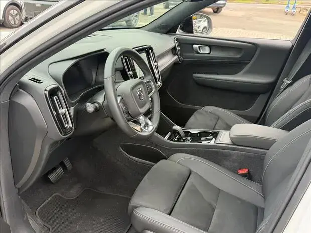 Volvo XC40 P6 RECHARGE ELECTRIC PLUS