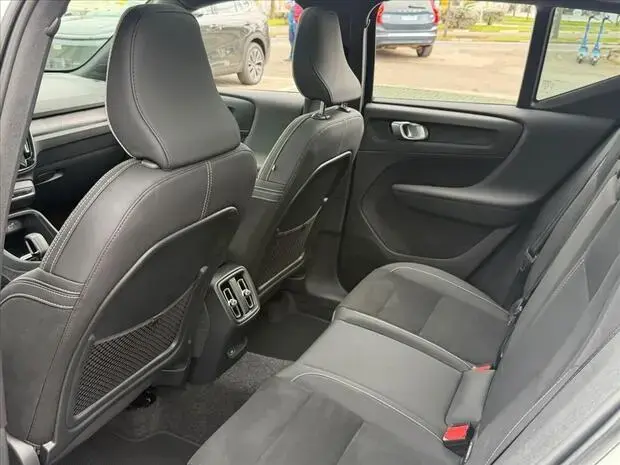 Volvo XC40 P6 RECHARGE ELECTRIC PLUS