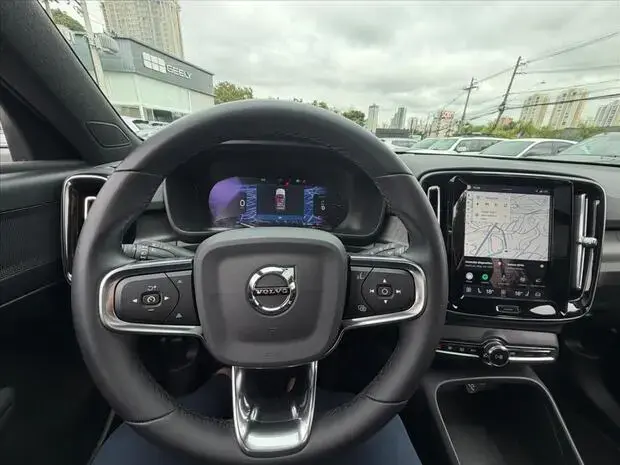 Volvo XC40 P6 RECHARGE ELECTRIC PLUS