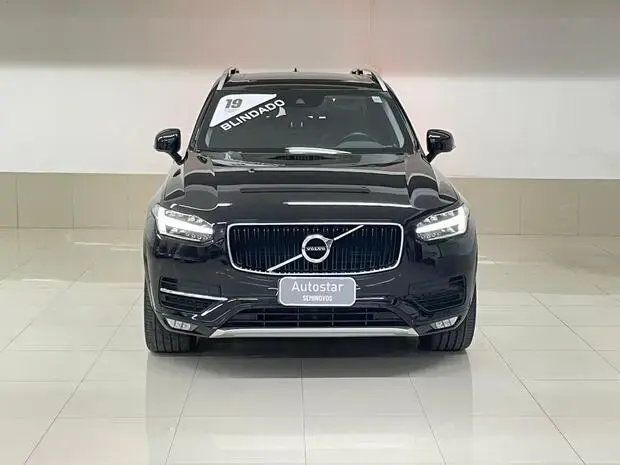 Volvo XC90 2.0 T6 Momentum AWD