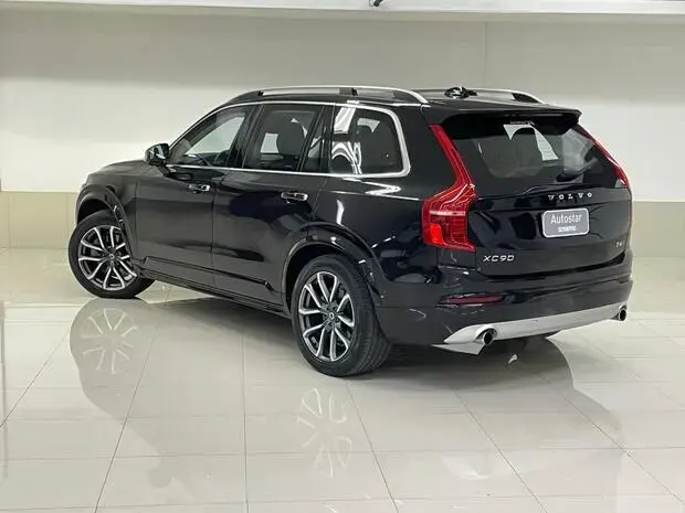 Volvo XC90 2.0 T6 Momentum AWD