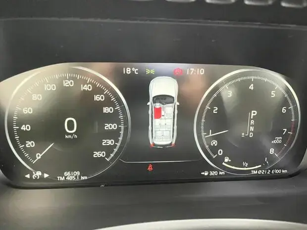 Volvo XC90 2.0 T6 Momentum AWD