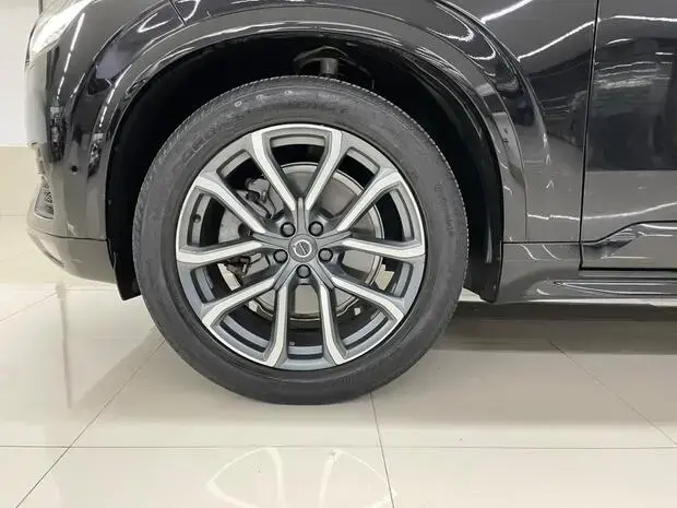 Volvo XC90 2.0 T6 Momentum AWD