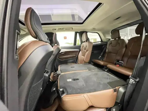 Volvo XC90 2.0 T6 Momentum AWD