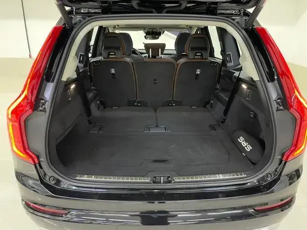 Volvo XC90 2.0 T6 Momentum AWD