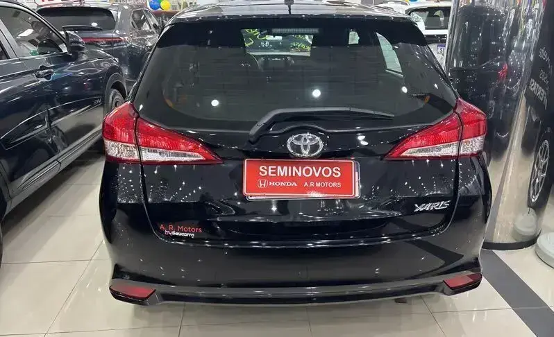 galeria Yaris