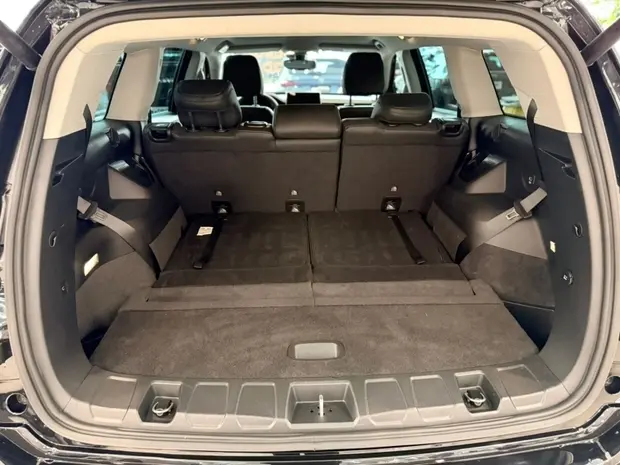 Jeep COMMANDER 1.3 T270 TURBO FLEX LIMITED AT6