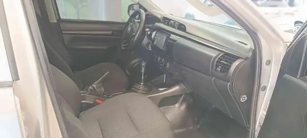 Toyota HILUX 2.8 SR 4X4 CD 16V DIESEL 4P AUTOMÁTICO