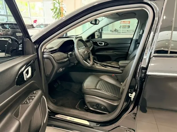Jeep COMMANDER 1.3 T270 TURBO FLEX LIMITED AT6