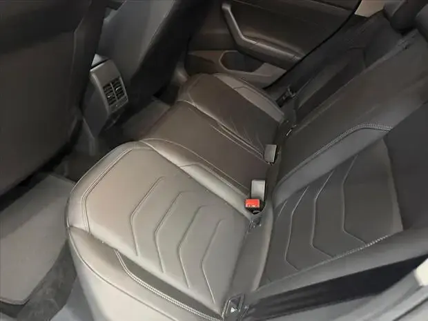 Volkswagen POLO 1.0 170 TSI HIGHLINE AUTOMÁTICO