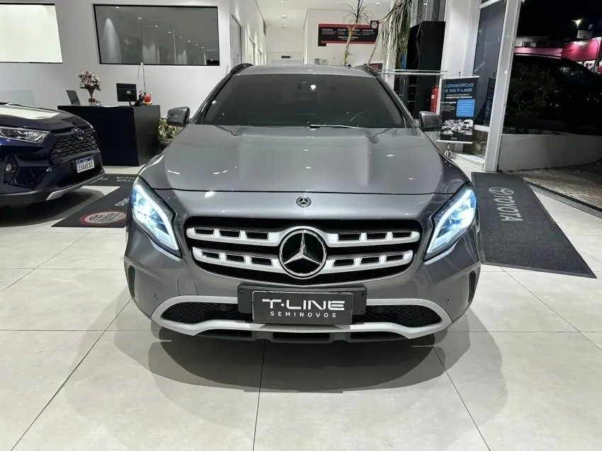 galeria GLA 200