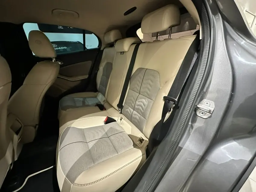 galeria GLA 200